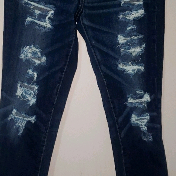 Jeans - Picture 1 of 3